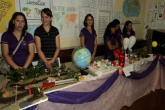 Colégio Estadual Adonis Morski, em Boa Ventura de São Roque, realiza exposição de materiais didáticos confeccionados por alunos do Curso Formação de Docentes. 