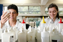 Alunos do CEEP de Curitiba. Imagem meramente ilustrativa.