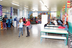 Nesta sexta-feira (14) foi depositada na conta das escolas a terceira parcela da chamada cota serviço, no valor de R$ 3,9 milhões. O recurso já está disponível para os diretores movimentarem. Na foto, o Colegio Estadual Vila Macedo, em Piraquara. 