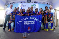 A fase final dos Jogos Escolares do Paraná (JEPs), categoria A, para estudantes-atletas de 15 a 17 anos, encerrou nesta sexta-feira, dia 25, em Apucarana. Os campeões garantiram vaga para os Jogos Escolares da Juventude, evento organizado pelo Comitê Olímpico Brasileiro (COB), que será realizado em Londrina e Maringá de 12 a 21 de novembro.