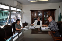 A sinalização dessa data foi acordada durante reunião realizada nesta segunda-feira (28) no gabinete da secretária da Educação, Ana Seres, com a participação do presidente da Undime, Celso de Oliveira, e da superintendente da Educação, Fabiana Cristina Campos.
