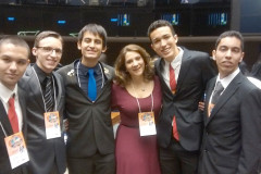 Dois estudantes da rede estadual de ensino do Paraná participaram da 12