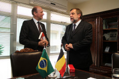 Cônsul-geral e cônsul honorário do Reino da Bélgica fazem visita de cortesia na Secretaria de Educação.
