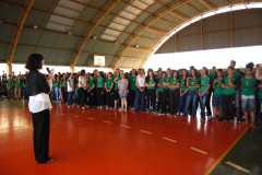As escolas estaduais com as melhores gestões financeiras no Núcleo Regional de Educação de Maringá foram premiadas, na quinta-feira (22), dentro do projeto “Prêmio Gestão CAF”. O Colégio Estadual Helena Kolody, de Sarandi, ficou com a primeira colocação. Em segundo lugar ficou o Colégio Estadual Tania Varela, de Maringá, e em terceiro a Escola Estadual Irmã Maria Antona, de Sarandi. 