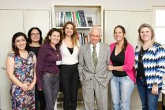 A Secretaria de Estado da Educação do Paraná já enviou ao Conselho Nacional de Secretários de Educação (Consed) a lista com o nome das escolas estaduais que serão certificadas no Prêmio Gestão Escolar 2015-2016. Na foto, equipe da Diretoria de Gestão Escolar.