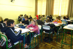 A professora Maria Rosana Zwieczykowski, de Língua Portuguesa, do Colégio Estadual Professor Dario Veloso, em Mallet, Centro-Sul do Estado, foi indicada na Categoria 6º ao 9º Anos