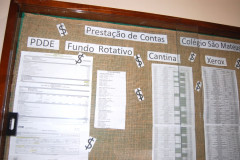 As escolas estaduais do Paraná receberam a décima cota normal consumo do Programa Fundo Rotativo. São mais R$ 3,8 milhões que caíram na conta dos estabelecimentos de ensino nesta segunda-feira (7) para a compra de materiais de consumo, como itens de limpeza e expediente.