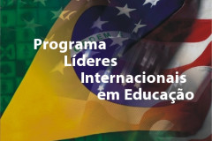 Professores de língua inglesa interessados e que atendam aos requisitos devem entrar em contato com o Núcleo Regional de Educação do seu município.
