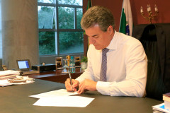 Nomeação confirma o acordo feito pelo chefe da Casa Civil, Valdir Rossoni, e pela secretária da Educação, Ana Seres, com a direção da APP-Sindicato.