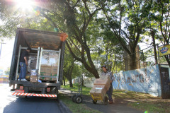 O governador Beto Richa assinou, nesta segunda-feira (2), autorização para aditivo de contrato no valor de R$ 8,4 milhões, que aumenta os recursos destinados à alimentação escolar. Com isso, o volume de almôndega bovina congelada passa de 128 toneladas para 160 toneladas e a quantidade de carne bovina em cubos sobe de 192 toneladas para 240 toneladas.