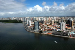 A pauta de debates inclui a análise da atual conjuntura educacional e o cenário político nacional, com foco nas ocupações e greves em alguns estados.