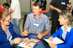 “Os empresários enfrentam muita dificuldade de acesso às escolas. Antes, fazíamos os trabalhos e demorávamos a receber devido aos trâmites legais e hoje, sabendo que as escolas têm dinheiro em caixa, ficamos mais motivados porque vamos receber logo. Eu pretendo, com a negociação de novos orçamentos, contratar mais funcionários e gerar mais emprego e renda para o município”, disse o empresário do ramo da construção civil, Valdinei Lash.