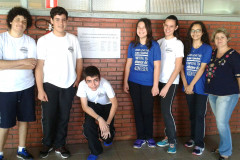 A gestão financeira descentralizada, aliada a projetos pedagógicos, rendeu ao Colégio Estadual Emílio de Menezes, do município de Japurá, no Noroeste do Estado, o primeiro lugar no Prêmio de Gestão entre as escolas pertencentes ao Núcleo de Educação de Cianorte.