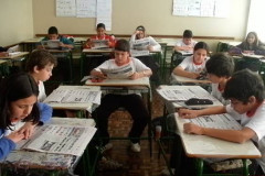 Trabalho promove o gosto pela leitura e uma visão, além de auxiliar os alunos nas disciplinas.