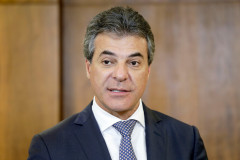 Amplo debate com a comunidade escolar deve definir, no Paraná, a reforma do ensino médio prevista em medida provisória do governo federal.