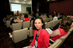 O curso vai facilitar o trabalho desenvolvido pelas regionais junto com as secretarias municipais. “Precisamos fazer um acompanhamento dos alunos que estão saindo da rede municipal e ingressando na estadual para atender suas necessidades da melhor maneira possível”, disse Katia Martins Bilotti, representante da educação especial do Núcleo de Apucarana, no Vale do Ivaí.