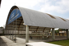 O Colégio Estadual Homero Baptista de Barros, no bairro Capão Raso, em Curitiba, foi desocupado depois de uma conversa entre a direção da escola e os pais dos alunos. Após uma semana de ocupação, uma iniciativa conjunta entre pais, estudantes e professores garantiu a normalidade do calendário escolar na instituição.