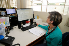 A coordenadora de documentação escolar da Secretaria da Educação, Joana Miranda Petry, explica que o sistema possibilita a análise de informações sobre desempenho de aprendizagem e evasão escolar da rede estadual. “Com essas informações podemos planejar e executar ações preventivas ao longo do ano letivo, além disso, o sistema facilita o processo de registro de frequência, conteúdos e avaliações”, disse Joana.