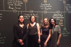 O Colégio Estadual Hugo Simas, de Londrina, no Norte do Estado, completou 80 anos neste mês. Para marcar a data, a direção da escola organizou uma exposição com o objetivo de retratar sua trajetória. Construído em 1937, o Hugo Simas foi a primeira escola pública da cidade, três anos após a fundação do município de Londrina.