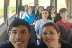 Nove estudantes do 1° e 3° ano do ensino médio com idade até 19 anos do Colégio Estadual Machado de Assis, de Sertanópolis (no Norte do Estado), participam nesta sexta-feira (25), em Curitiba, das modalidades teórica e prática da Olimpíada Brasileira de Robótica (OBR), fase regional. Os classificados participam da fase nacional, que também será realizada em Curitiba entre os dias 7 e 11 de novembro.