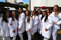 Uma vez por semestre os estudantes do curso técnico em enfermagem do Colégio Estadual João XXIII, em Irati (Centro-Sul do Estado), realizam visitas técnicas em hospitais da região para conhecer na prática como é o dia a dia da profissão e alinhar conhecimento prático as teorias vistas em sala de aula.