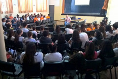 O Colégio Estadual José de Anchieta foi o local escolhido pelo NRE Londrina para a palestra Segurança na Internet, do Núcleo de Proteção à Criança e ao Adolescente Vítima de Crimes