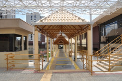 Governo do Paraná investe na reforma e reparo das escolas da rede estadual de ensino. Neste ano cerca de 500 prédios passarão por algum tipo de benfeitoria. Para o início do ano letivo 84 escolas recebem melhorias e adequações, outras 20 estão sendo construídas e oito instituições passam por ampliações.