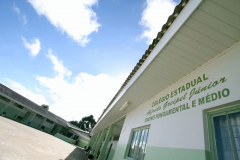 O Colégio Estadual Alfredo Greipel Júnior, em Piên, Região Metropolitana de Curitiba, foi contemplado com a 500ª assinatura de contrato. “O programa é um investimento para o bem dos nossos alunos. Um ambiente adequado, organizado e com uma boa estrutura ajuda no nosso trabalho. É um respeito a toda a comunidade escolar”, disse a diretora Greice Gassner.