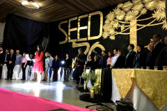 A cerimônia no Núcleo regional de Wenceslau Braz foi realizada na noite desta terça-feira (7) e reuniu mais de 200 participantes entre funcionários e ex-funcionários, diretores e alunos das escolas pertencentes a regional, prefeitos, secretários municipais de educação e vereadores, representantes religiosos e da sociedade civil