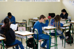 Até o final deste ano as promoções e progressões relativas a 2017 pagas pelo Governo do Estado a servidores da Educação (professores e funcionários de escolas) totalizarão R$ 98,2 milhões. Para os funcionários, os cerca de 15 mil benefícios começaram a ser pagos no mês de agosto. Já aos 22 mil professores, desde outubro.