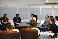 O Governo do Paraná vai contratar, por meio de concurso, mais funcionários administrativos (agentes II) para as escolas estaduais