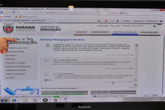 Profissionais da educação das escolas da rede estadual de ensino participaram de evento interativo apresentando propostas sobre avaliação.