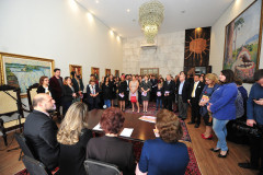 A secretária de Estado da Educação, professora Ana Seres, participou do lançamento da cartilha sobre violência contra a mulher, lançada na manhã desta quarta-feira (22) na Assembleia Legislativa do Paraná. 