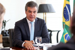 Folha total chega a R$ 1,65 bilhão, valor que passará a circular na economia paranaense com o depósito a ser realizado nesta quarta-feira. 