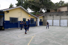 O projeto Vôlei em Rede - Núcleos Paraná, desenvolvido pelo Governo do Paraná em parceria com o Instituto Compartilhar atenderá em 2018 cerca de 1,8 mil alunos de 16 escolas da rede estadual de ensino