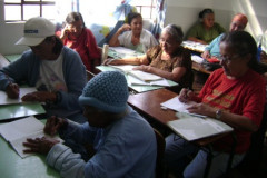 Secretaria de Estado da Educação investe em mais ações para alfabetização de jovens e adultos.