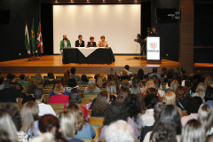 Secretaria Estadual de Educação do Paraná; Semana Pedagógica no auditório da Assossiação Médca do Paraná com a presença da Secretária Lucia Lopez. 20-04-18. Foto: Hedeson Alves