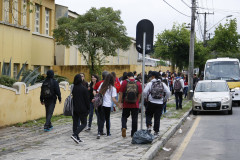 Em 47 municípios as aulas seguem parcialmente. Nos demais municípios as atividades serão mantidas.  Em Curitiba todas as escolas terão aula normalmente.  Foto: Hedeson Alves