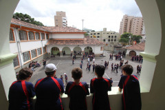 Questionário aplicado em 22 mil alunos gerou um relatório estatístico com informações sobre as percepções dos alunos no que se refere à segurança escolar e o bullying.