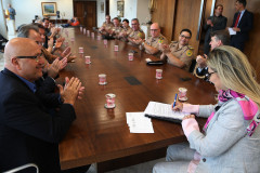 Governadora Cida Borghetti assina edital de abertura de vagas para novos alunos do Colégio Militar de Cornélio Procópio e Maringá   -  Curitiba, 05/11/2018  -  Foto: Orlando Kissner/ANPr