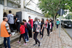 176.583 pessoas devem participar do 2º dia de provas do Exame Nacional do Ensino Médio (ENEM) no Paraná, neste domingo (11). Os portões abrem ao meio-dia e fecham às 13h em ponto, com as provas começando às 13h 30 min e terminando, desta vez, até as 18h 30 min.