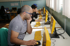 Participantes devem ir nas escolas estaduais credenciadas retirar o comprovante de inscrição o quanto antes. 