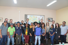 O secretário de Estado da Educação e do Esporte, Renato Feder, recebeu nessa quarta-feira (22), diretores, professores, alunos e lideranças indígenas para debater assuntos relacionados educação escolar indígena do Estado. 