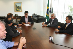 As nomeações foram assinadas nesta quinta-feira (15) pelo governador Beto Richa. Com isso, chega a 11.563 mil o número de docentes contratados apenas neste ano. A Secretaria da Educação já começa a organizar um novo concurso, a ser realizado ainda este ano.