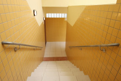 O Programa de Eficiência Energética (PEE) efetivado entre a Secretaria de Estado da Educação (SEED) e Companhia Paranaense de Energia (Copel) vai possibilitar que as escolas da rede estadual de ensino economizem energia elétrica. Estimativa é que a economia gire em torno de R$ 930 mil ao ano. (CE Beatriz Faria Ansay)