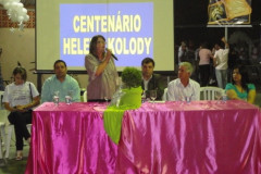 Participantes têm oportunidade de conhecer mais sobre escritores paranaenses. Este ano, destaque foi para poetisa Helena Kolody.