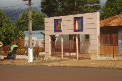 Comunidade escolar de Cascavel terá colégio reformado. Obra de reforma e revitalização inicia na manhã desta quinta-feira, às oito horas.