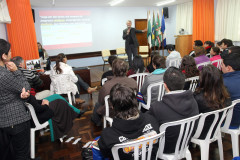 Web conferência realizada no Colégio Estadual Francisco Zardo em Santa Felicidade. Com o tema Atitudes para melhorar sua vida profissional e pessoal, mistrado pelo professor Luciano Steyer. - Curitiba/PR, 06.06.2012
