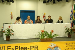 Encontro promove discussões sobre aprendizagem do espanhol como língua estrangeira e sua contribuição no ensino.