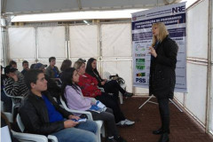 NRE Apucarana participa de Feira de cursos e profissões